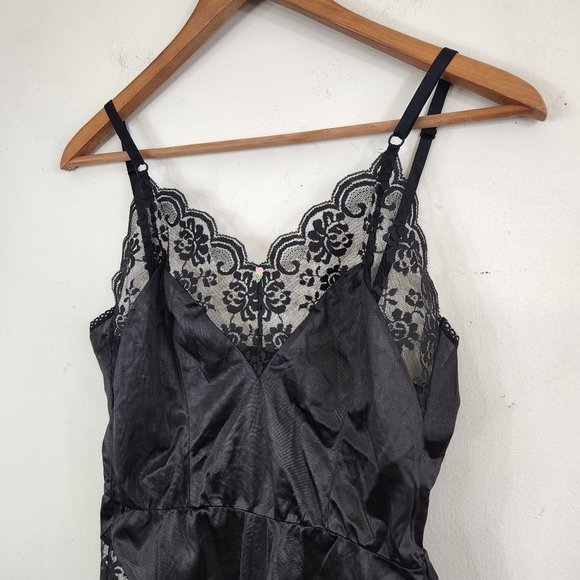Vintage Black Lace Bodysuit - Picture 2 of 9
